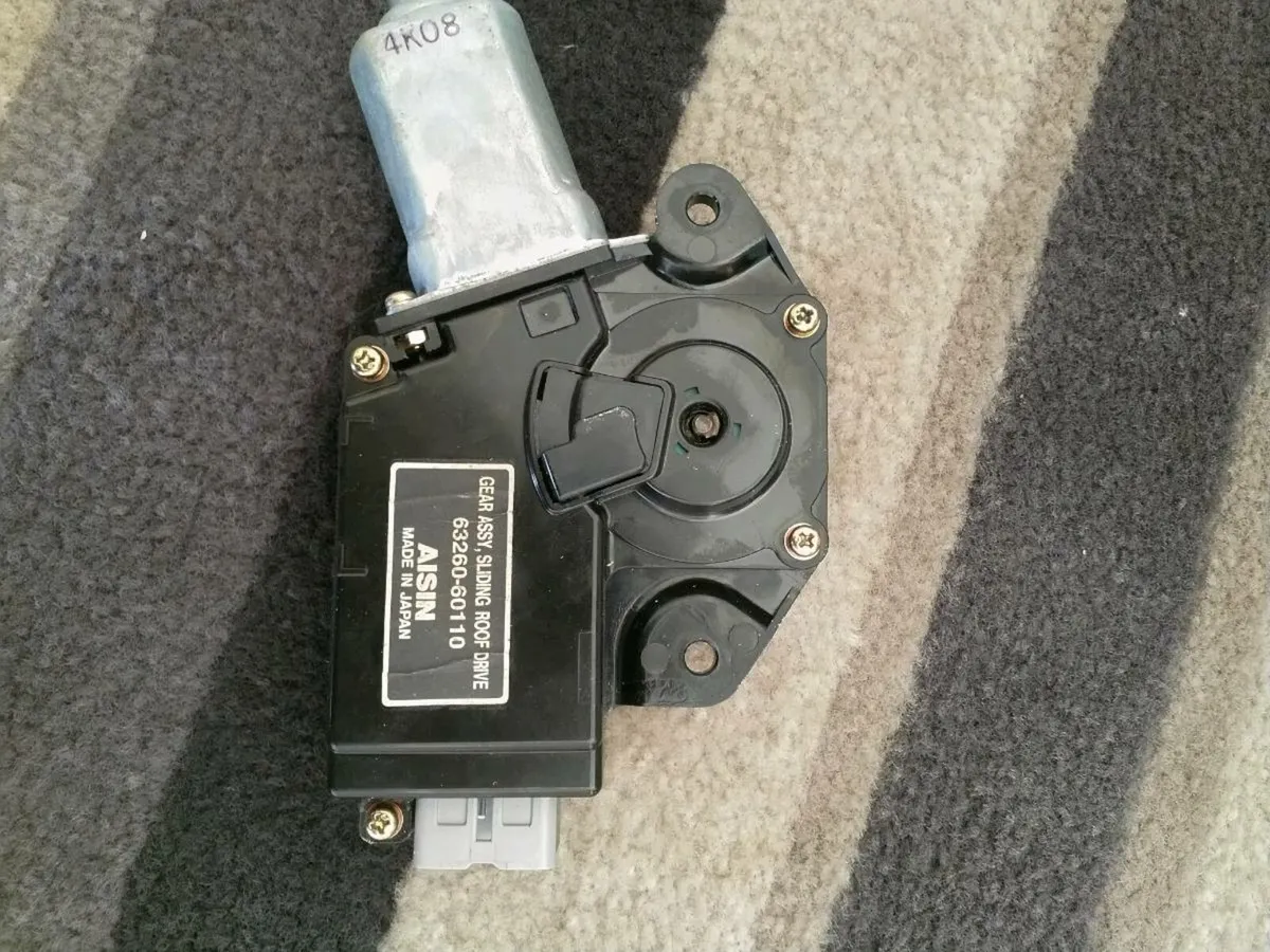 Sunroof motor  for Toyota Amazon - Image 1