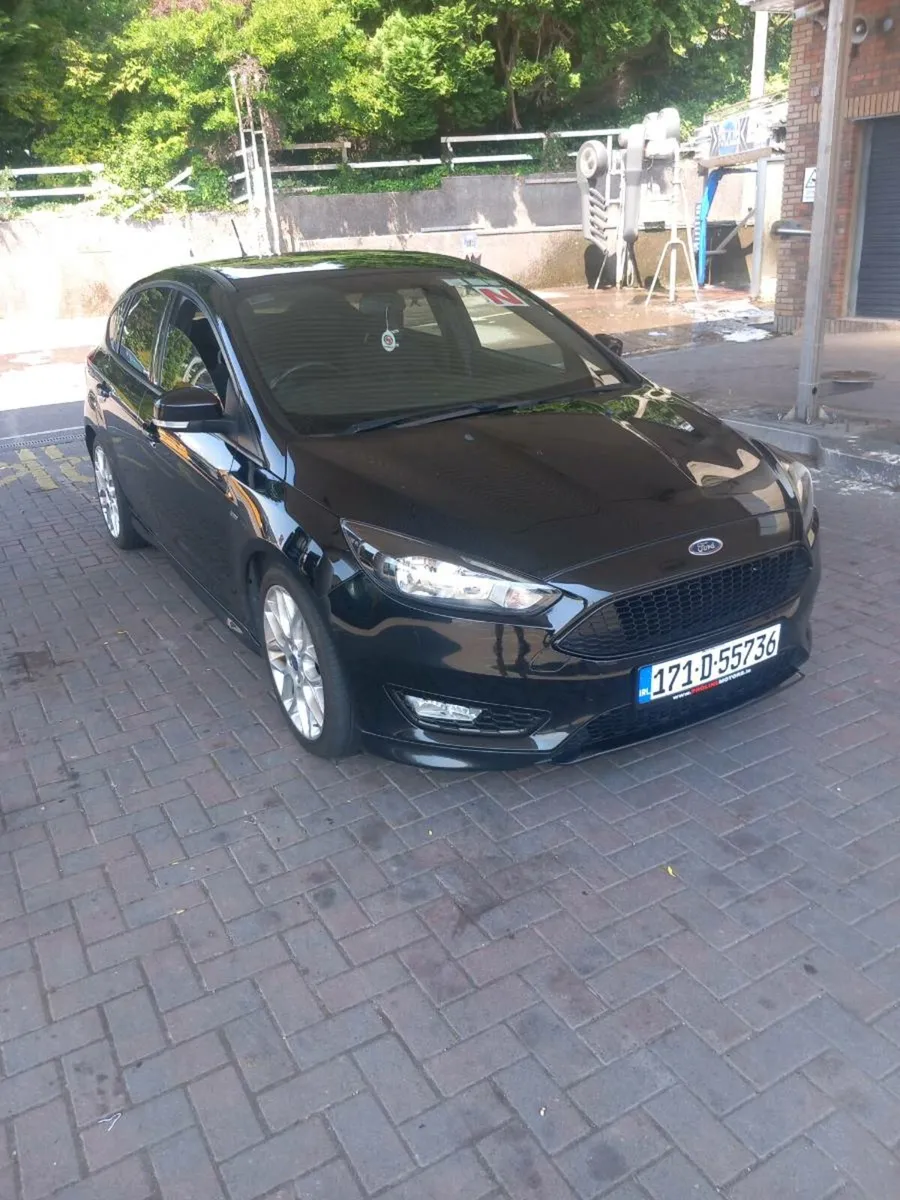 Ford Focus ST Line 1.0 Ecoboost 2017 - Image 1