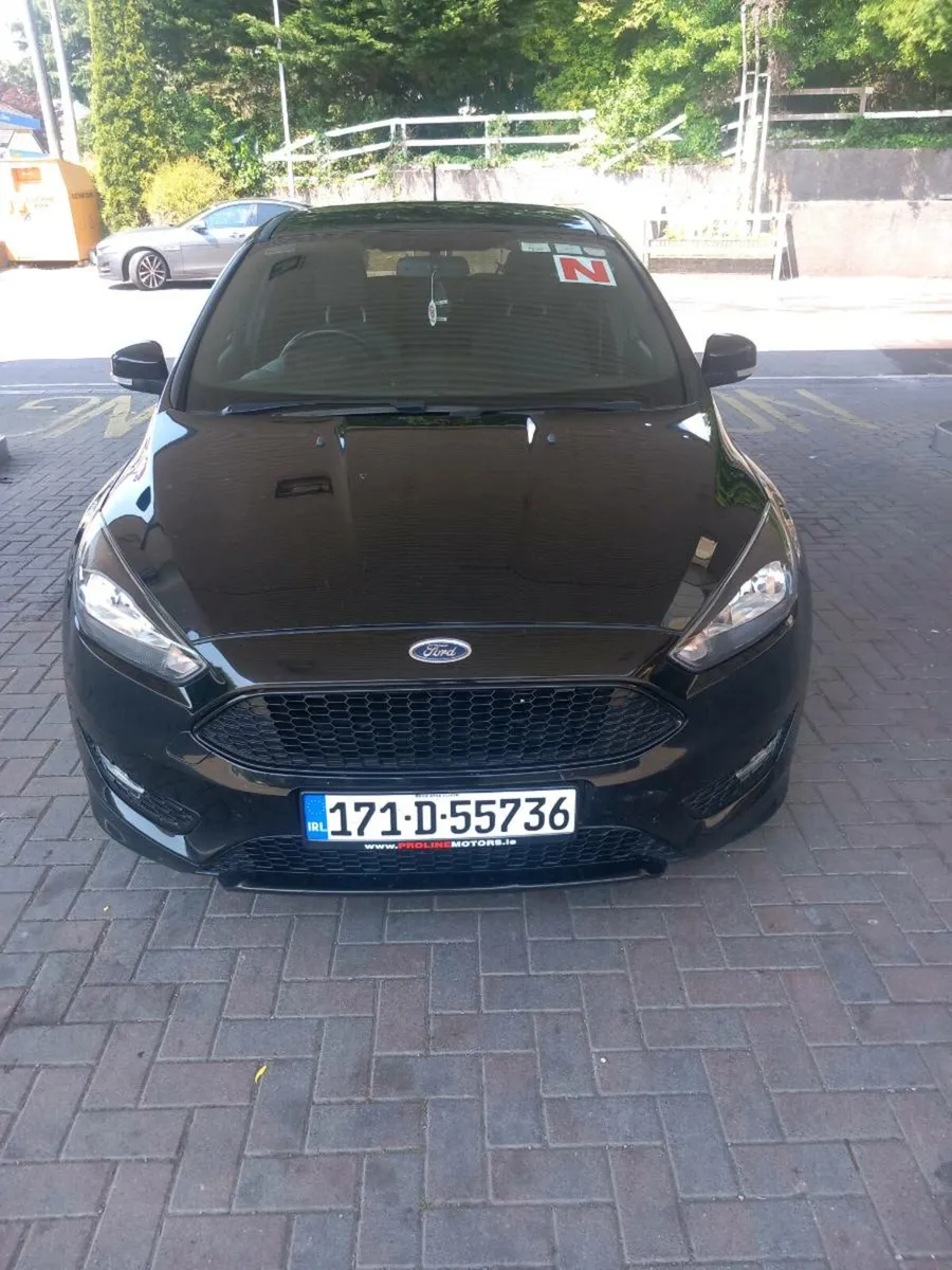 Ford Focus ST Line 1.0 Ecoboost 2017 - Image 4