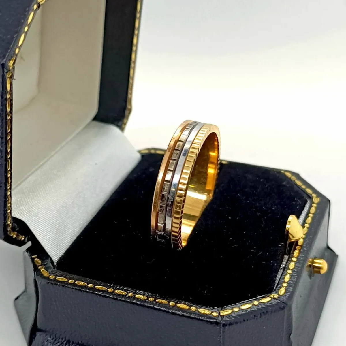 18 k Yellow & White Gold - Image 2