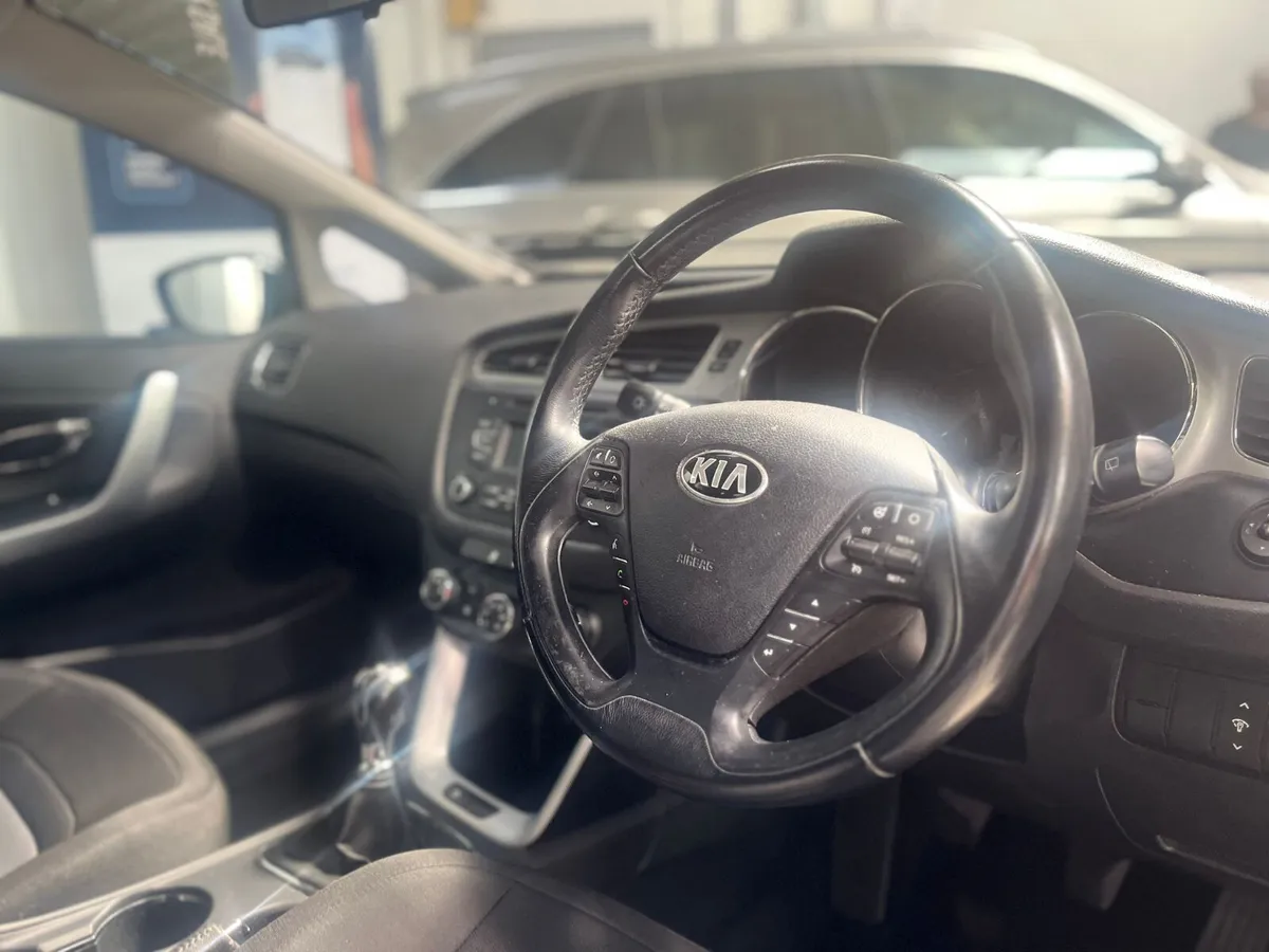 Kia Ceed 2014. 1.4D.  EX - Image 3