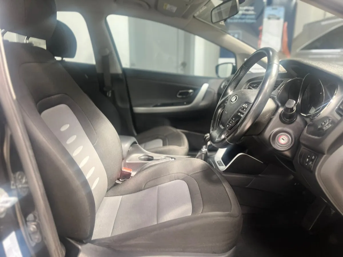 Kia Ceed 2014. 1.4D.  EX - Image 4