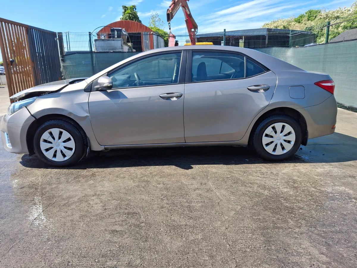 2014 Toyota Corolla 1.4 D4D - Image 1