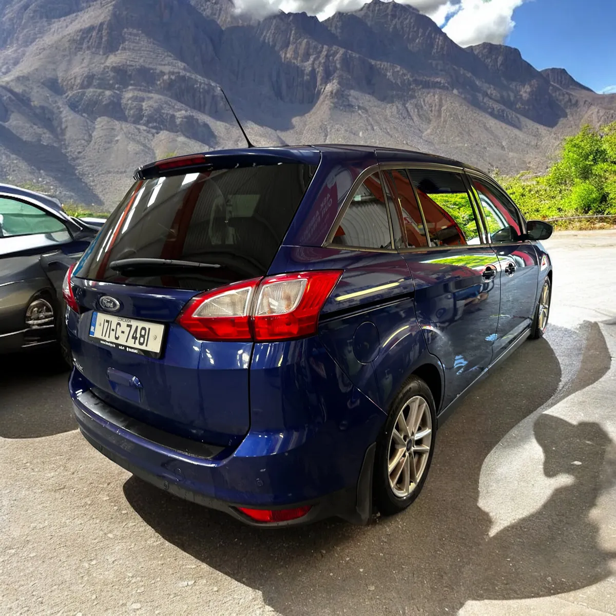 Ford Grand C-Max 2.0 TDCi 7-Seat Zetec Automatic - Image 2