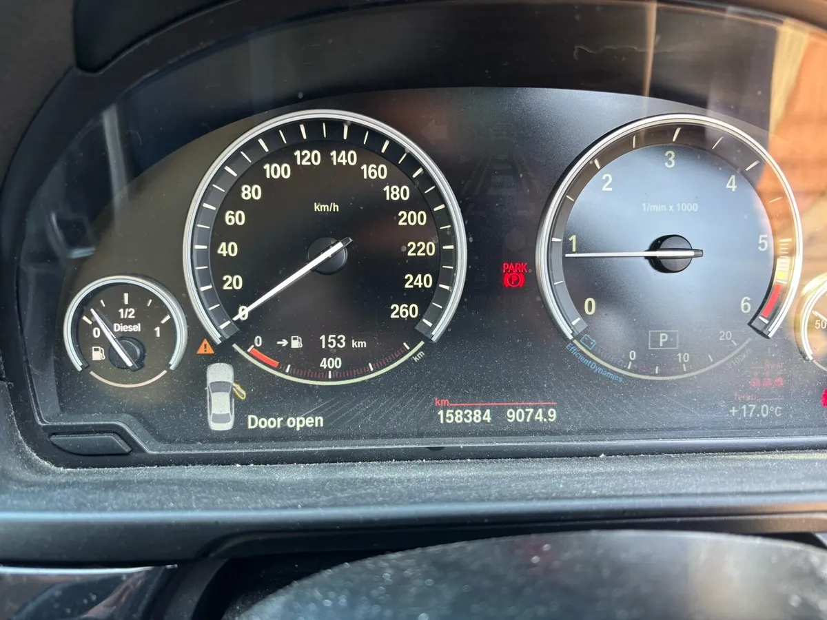 Bmw 5 series - Image 4