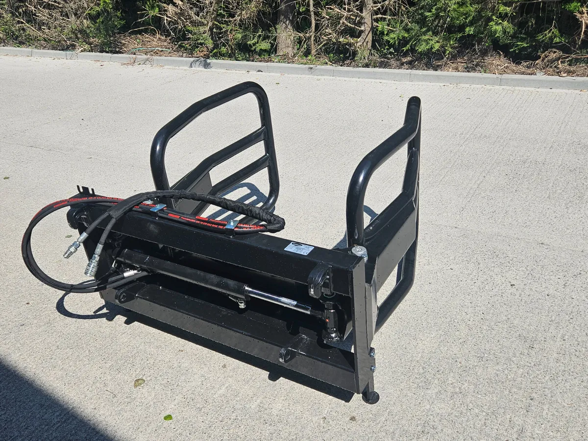 BALE HANDLER - Image 3