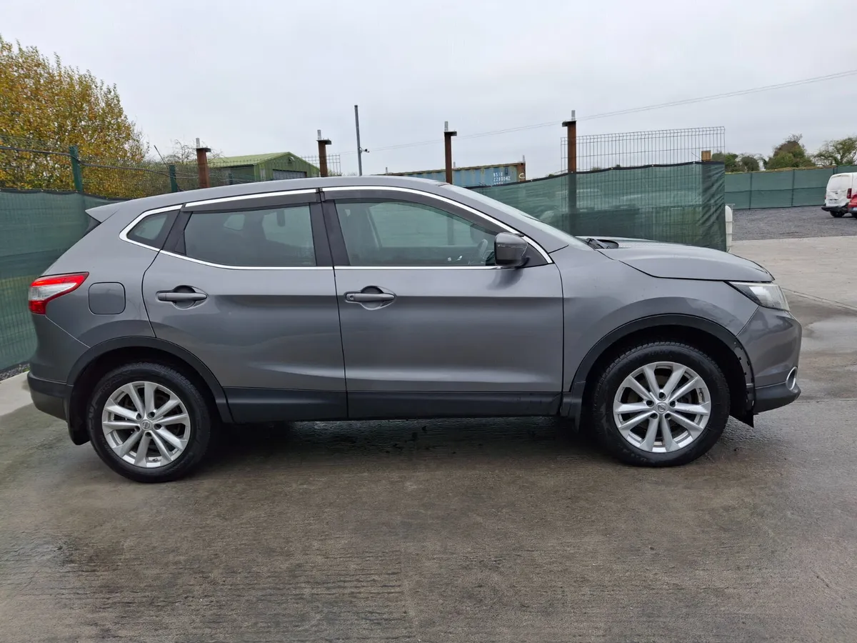 2015 Nissan Qashqai 1.5L Diesel - Image 4