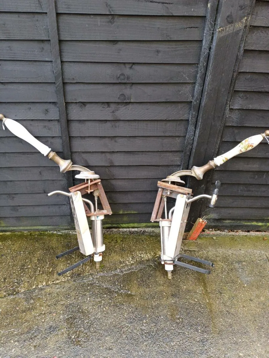 1970s Hi-Gene Beer Pumps - Image 1