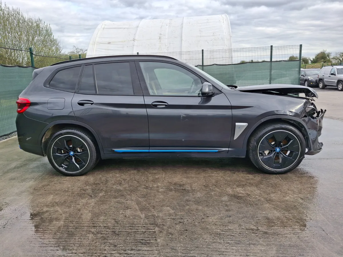 221 BMW X3  Ix3  Premier Edition  Automatic - Image 3