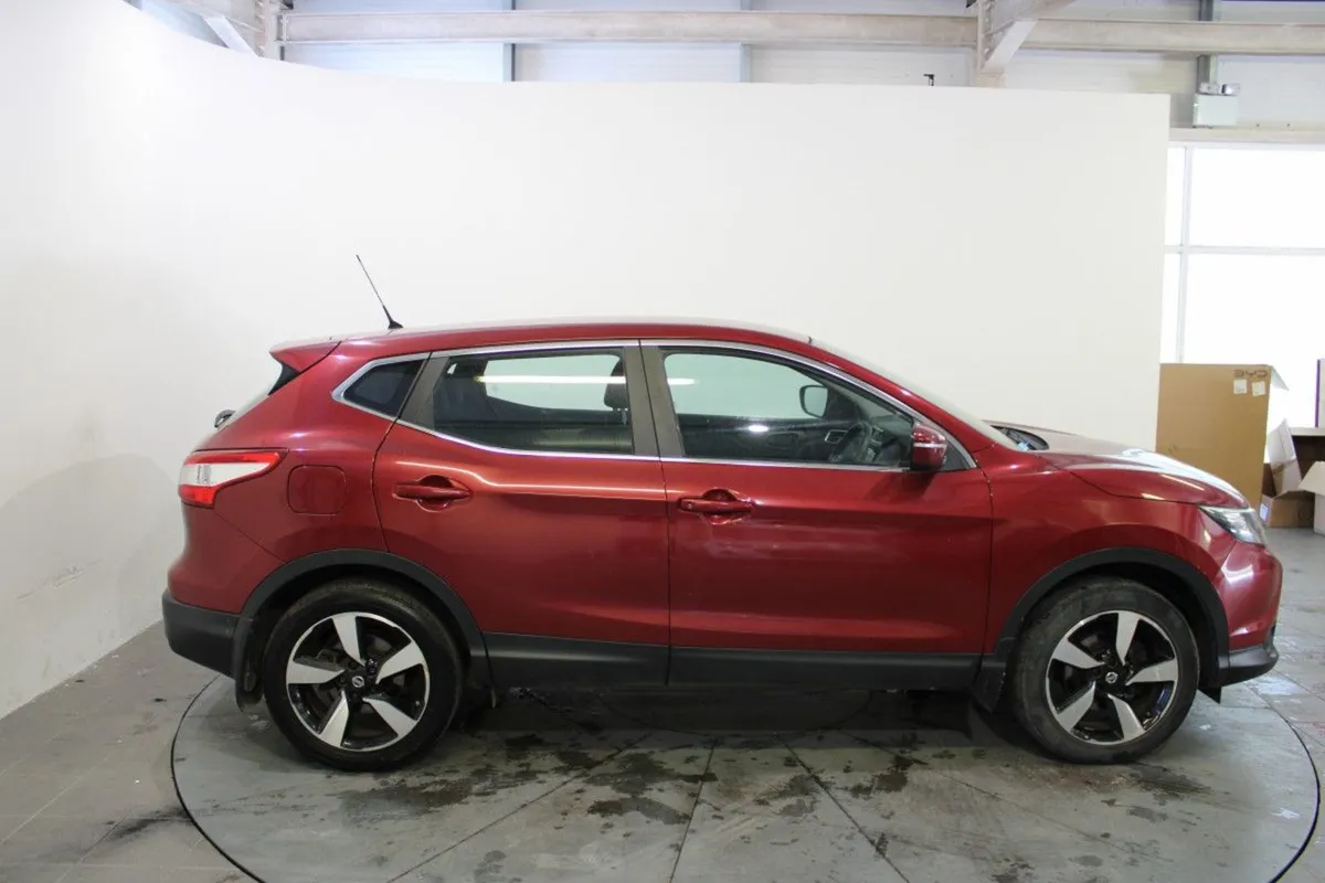 Nissan QASHQAI 1.5 DSL XE - Image 3