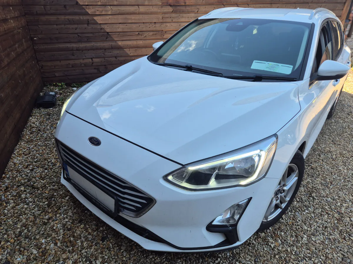 Ford Focus Estate 2019 Zetec Model - Image 4