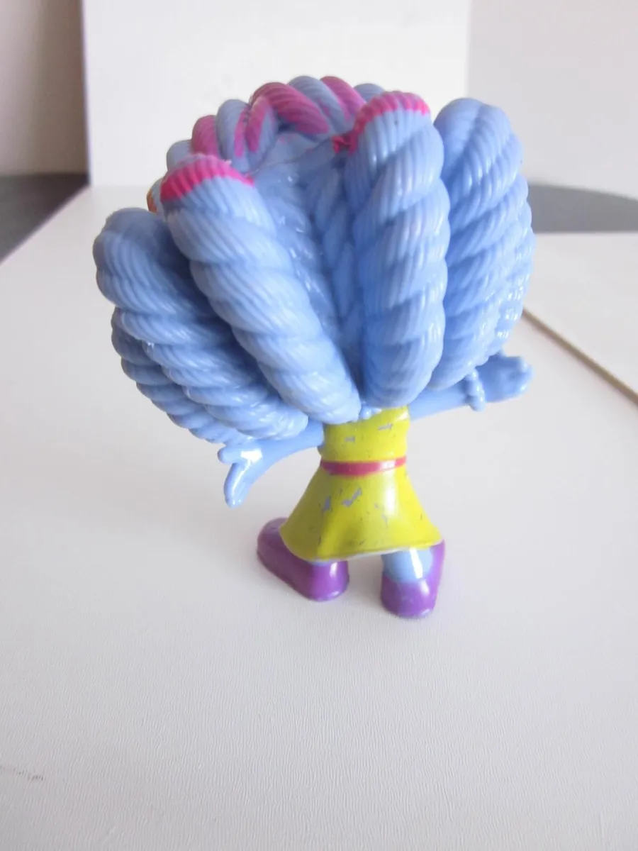 Super Monsters Zoe Spooky Halloween 4" Fig - Image 2