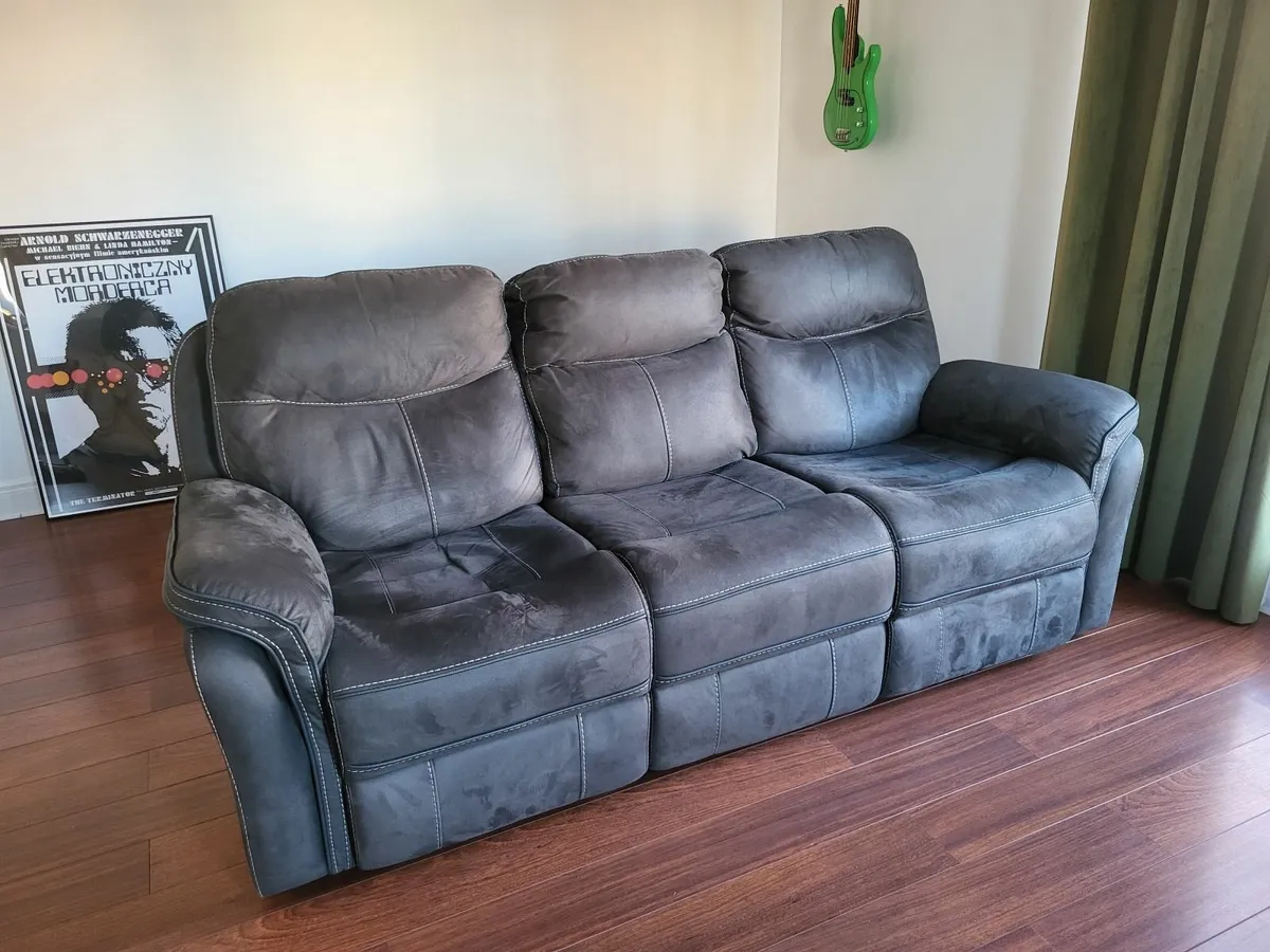 Michael Murphy 3 seater recliner sofa - Image 3