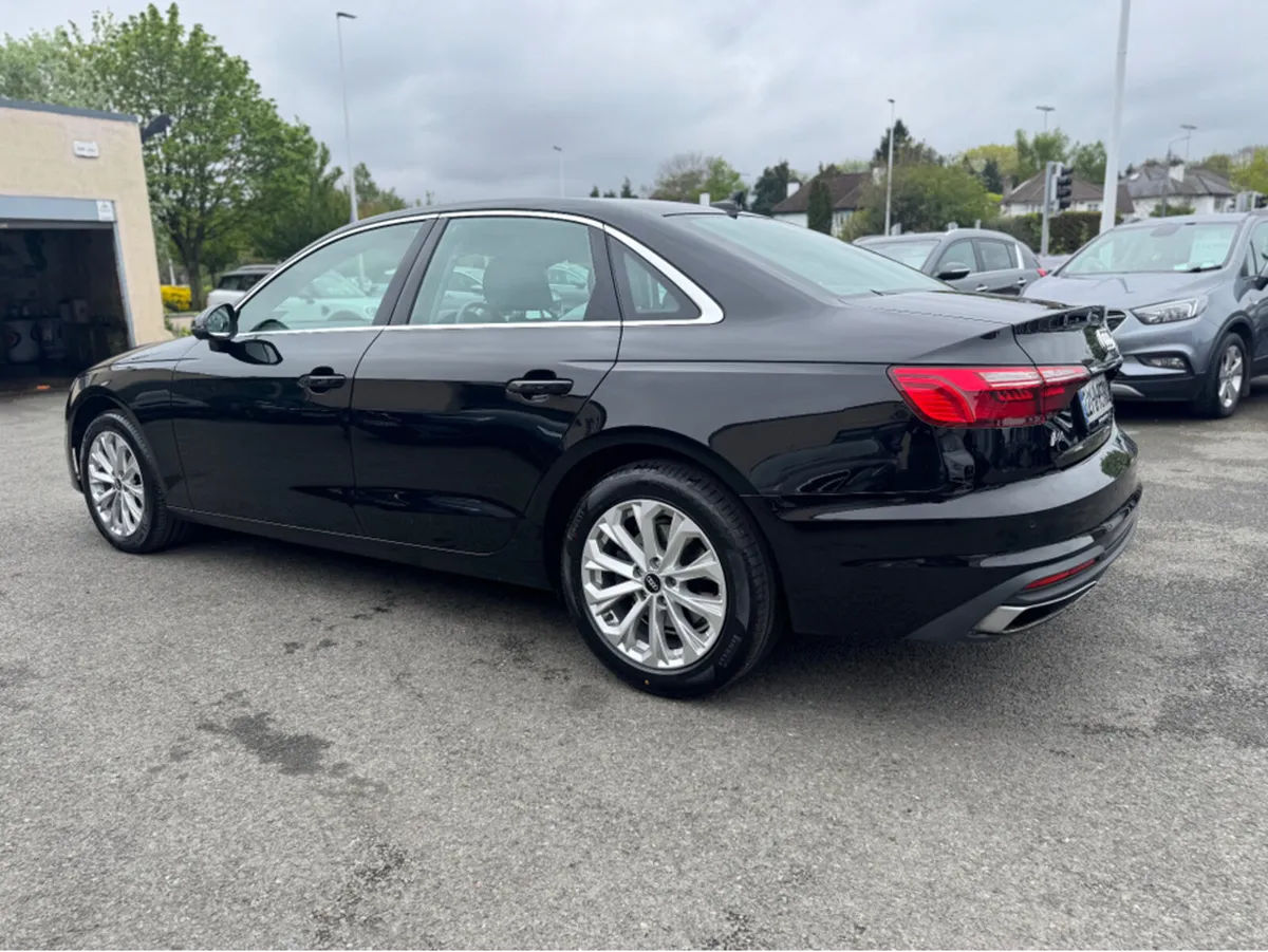 Audi A4 TECHNIK 35 TFSI MHEV - Image 3