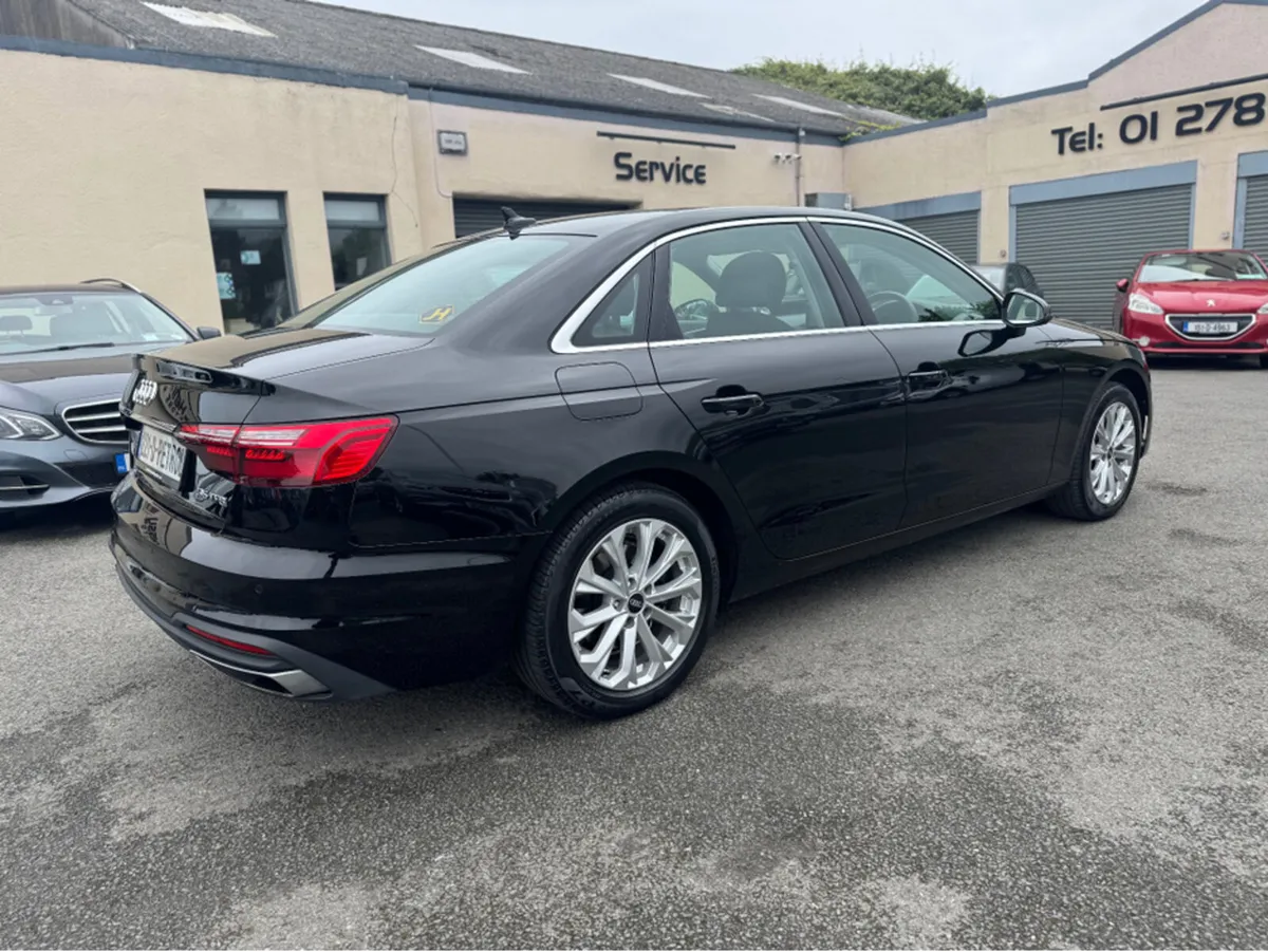 Audi A4 TECHNIK 35 TFSI MHEV - Image 4
