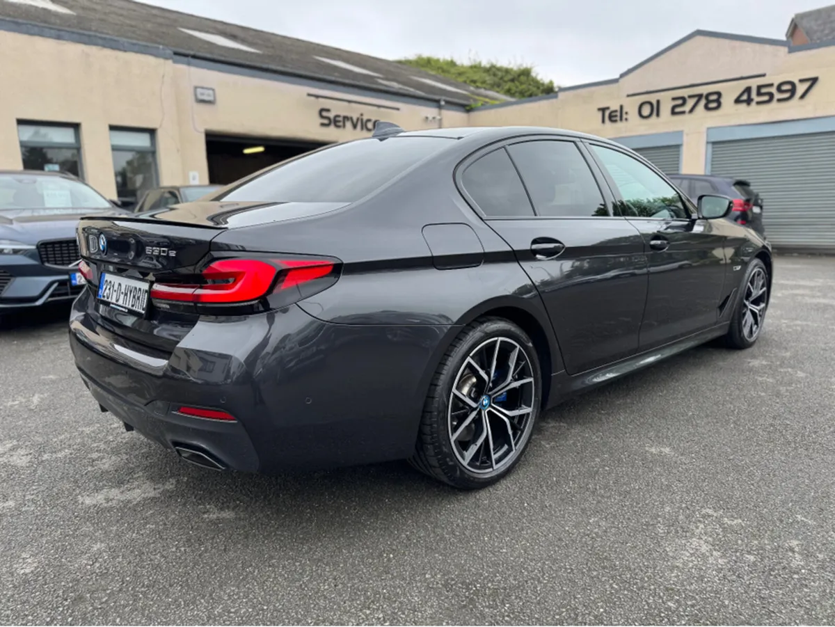 BMW 5-Series 530e M SPORT AUTO - Image 4