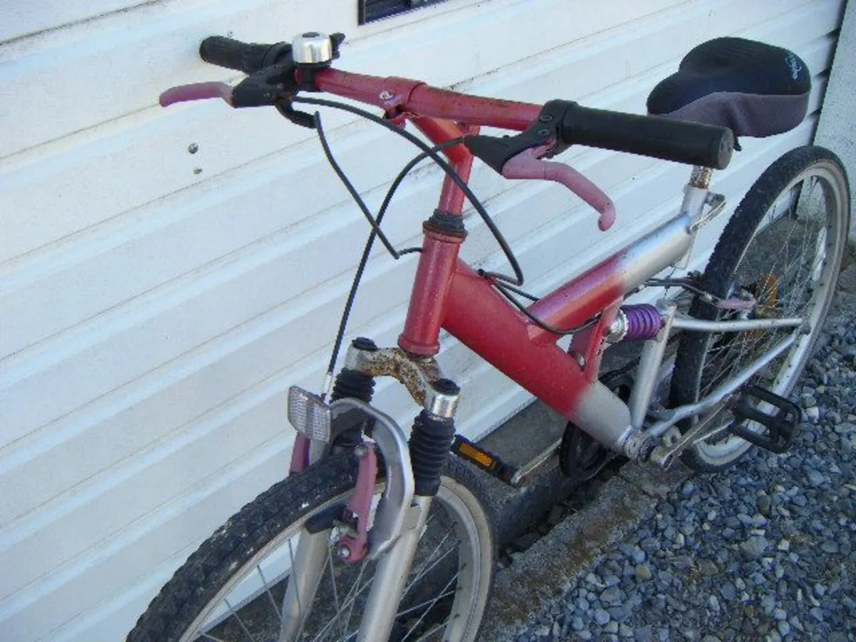 Childs bike - Image 3