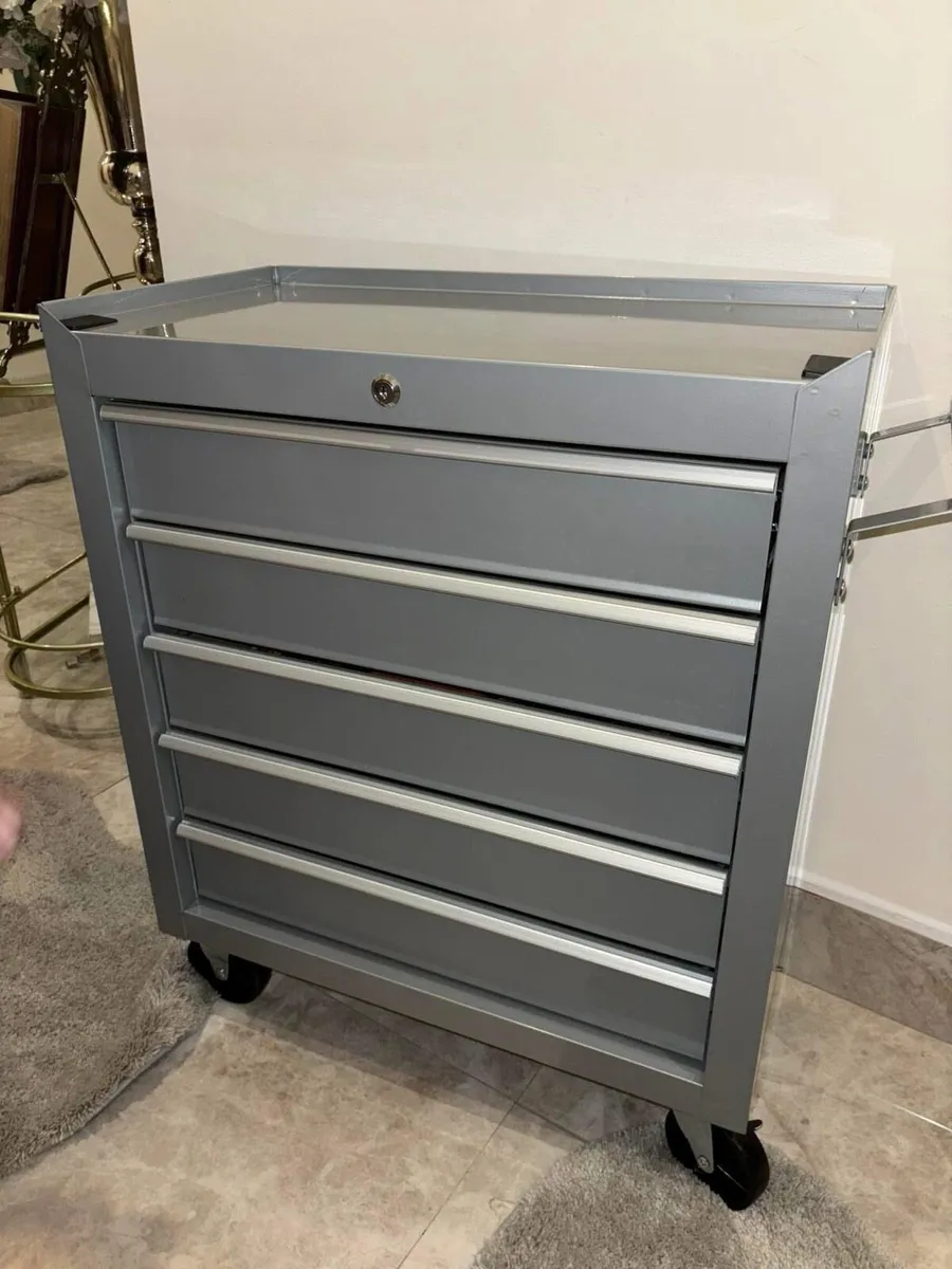 5 drawer tool boxes - Image 2