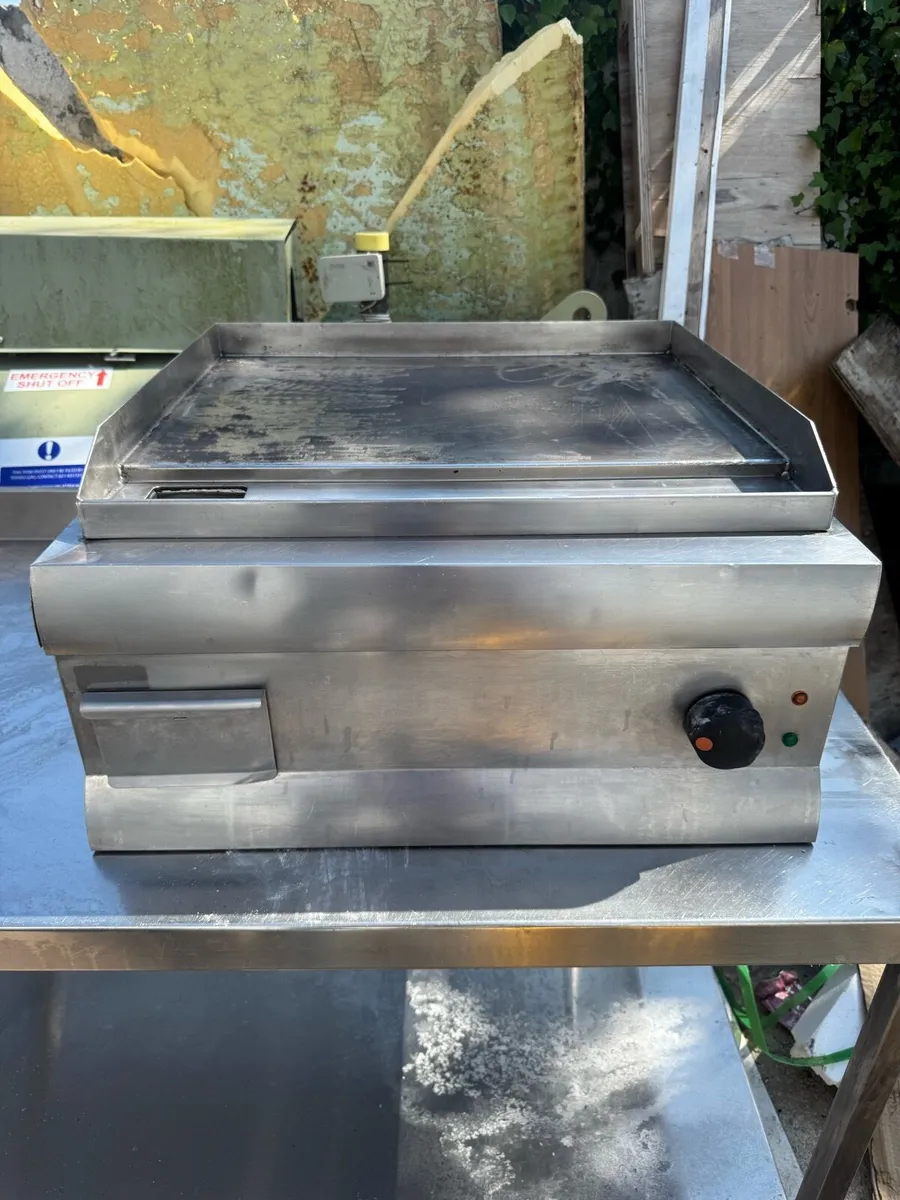 Lincat Electric Griddle - Image 1