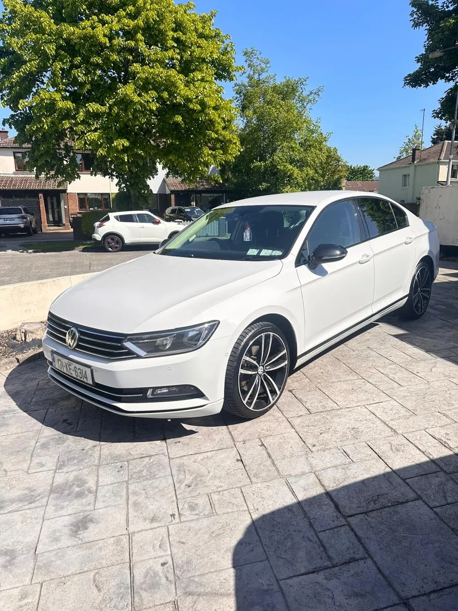 Volkswagen Passat Business Edition  TDI 2017 - Image 1