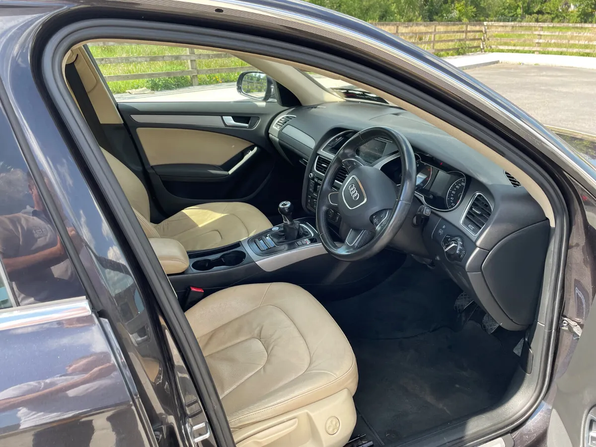 Audi A4  2.0 tdi 2014 (142) - Image 4