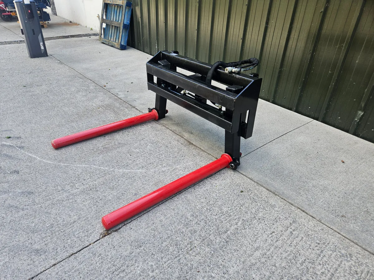 Rhino Bale stacker - Image 1