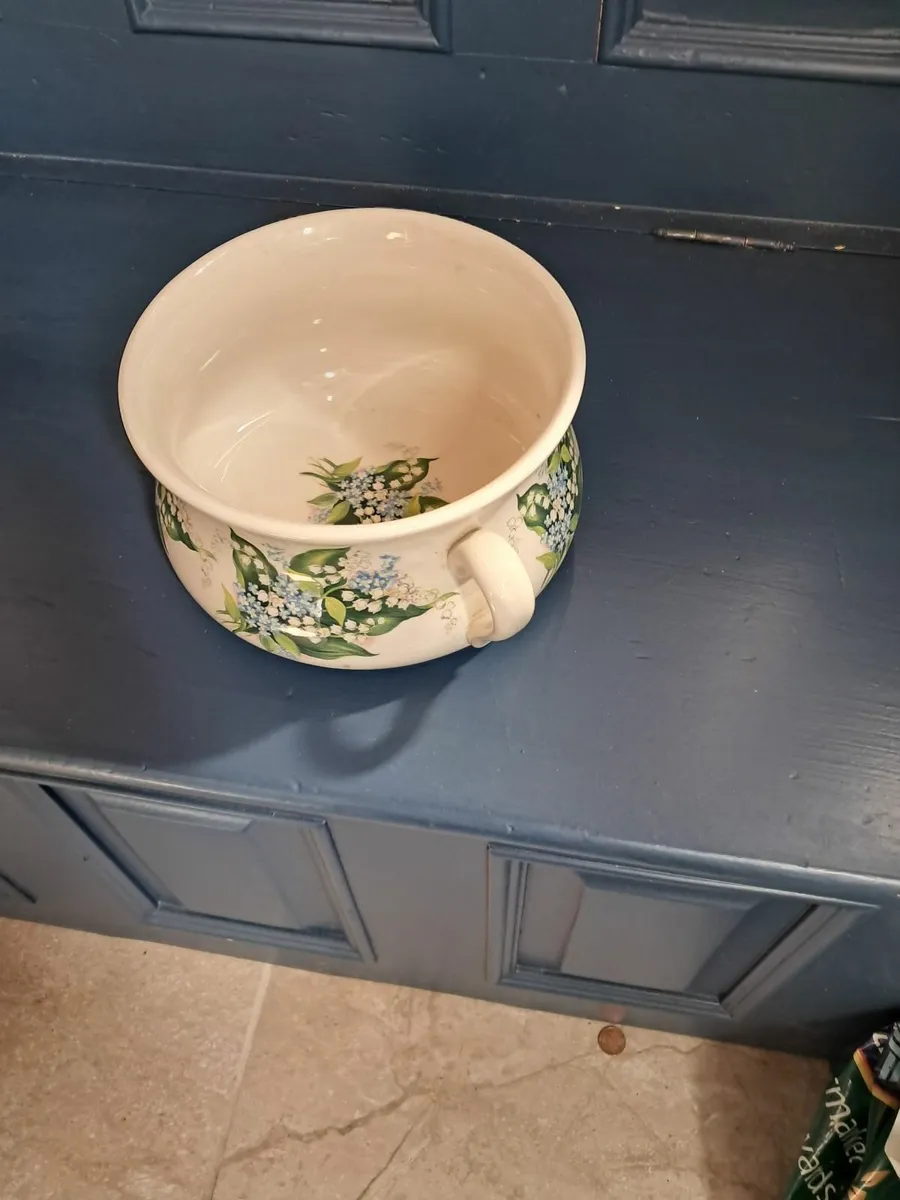 Pottery - Image 3