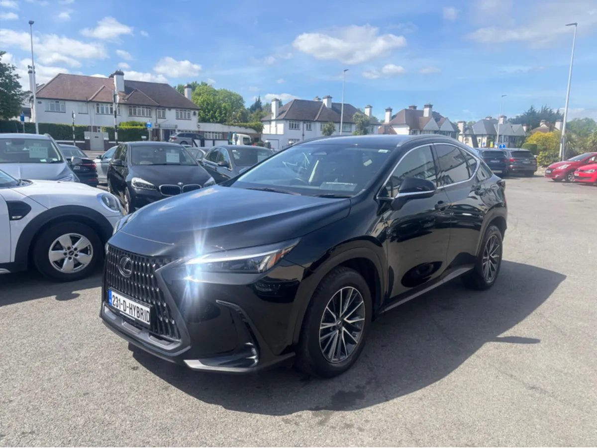 Lexus NX 450H + PREMIUM PACK 4WD - Image 2