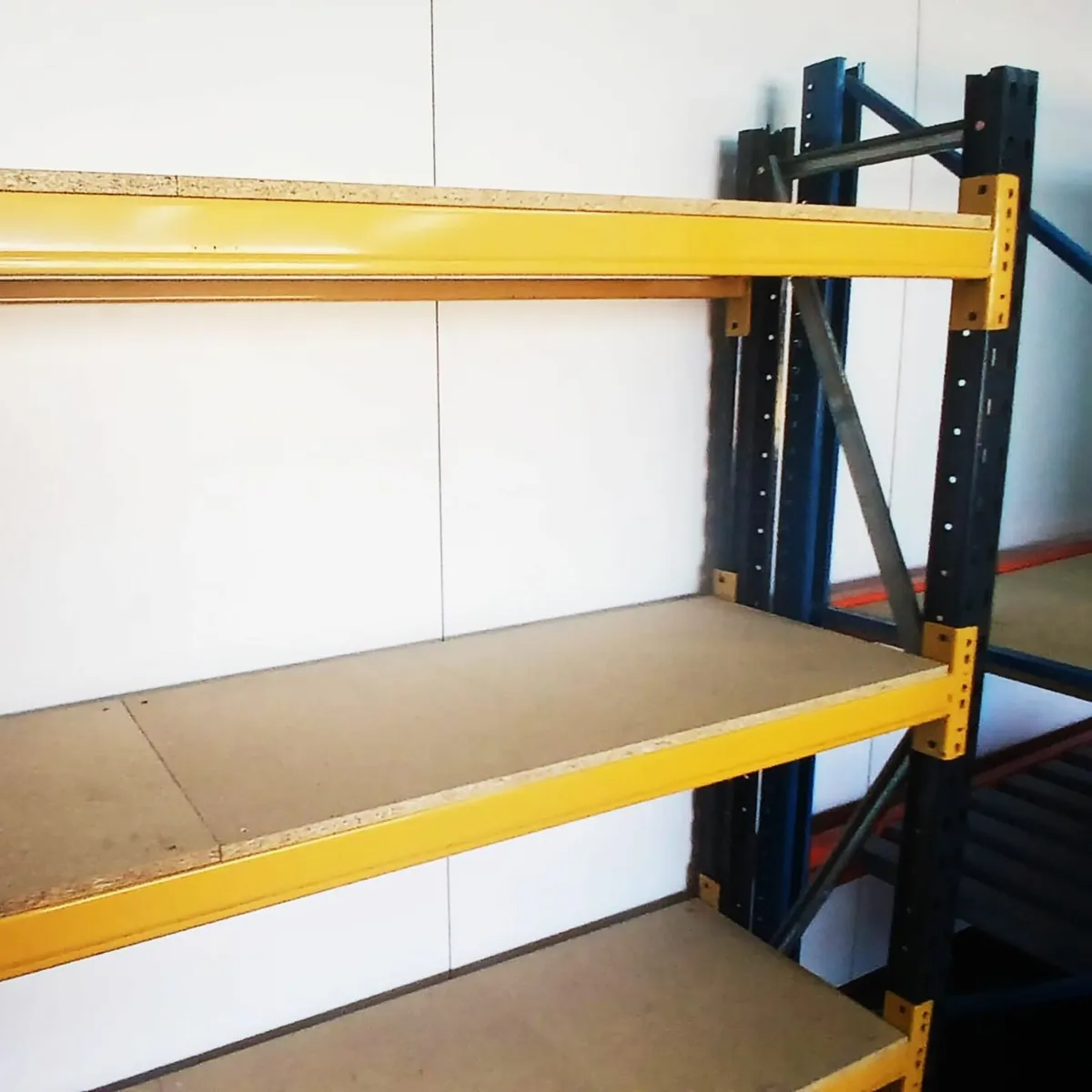 Used Garage Shelving (ref:LS021) - Image 2