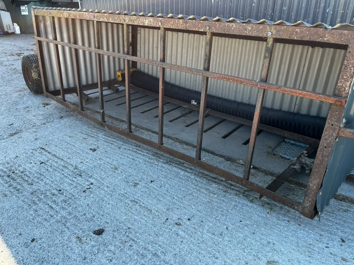 Creep feeder - Image 1