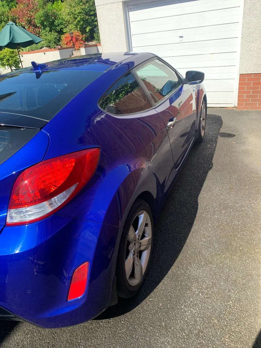 Hyundai Veloster - Image 3