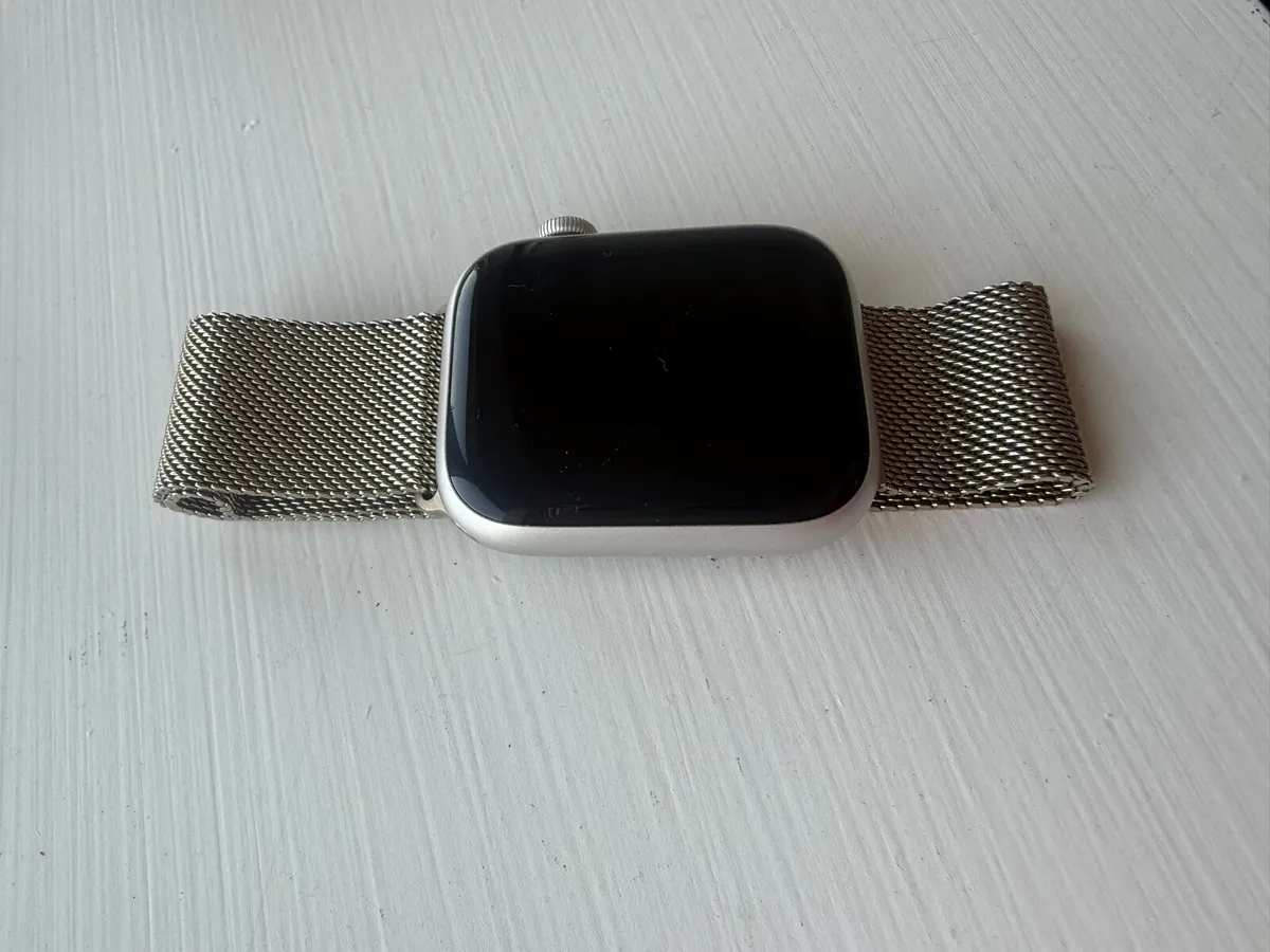 Apple Watch 9 - Image 1