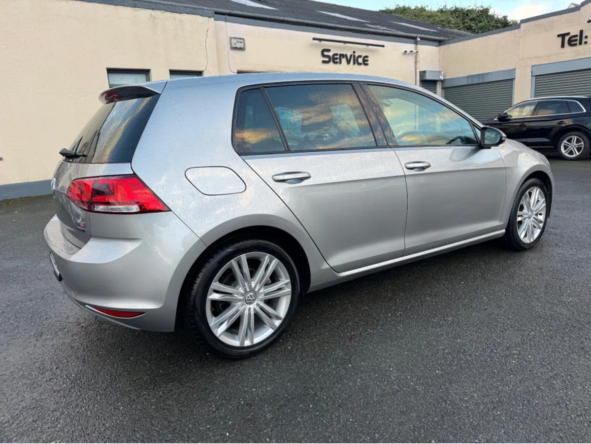 Volkswagen Golf 1.4TSI AUTO HIGHLINE - Image 4
