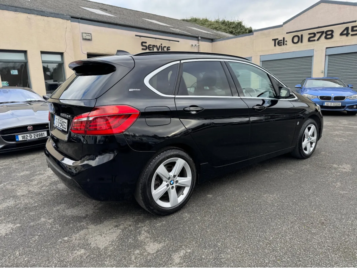 BMW 2-Series 225 XE LUXURY PHEV AUTO - Image 4