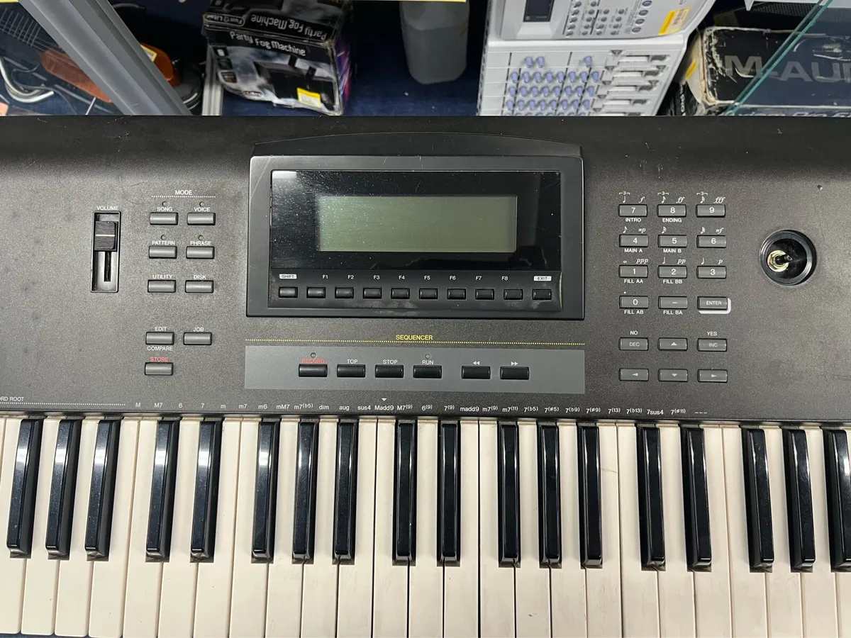Yamaha QS300 - Image 2