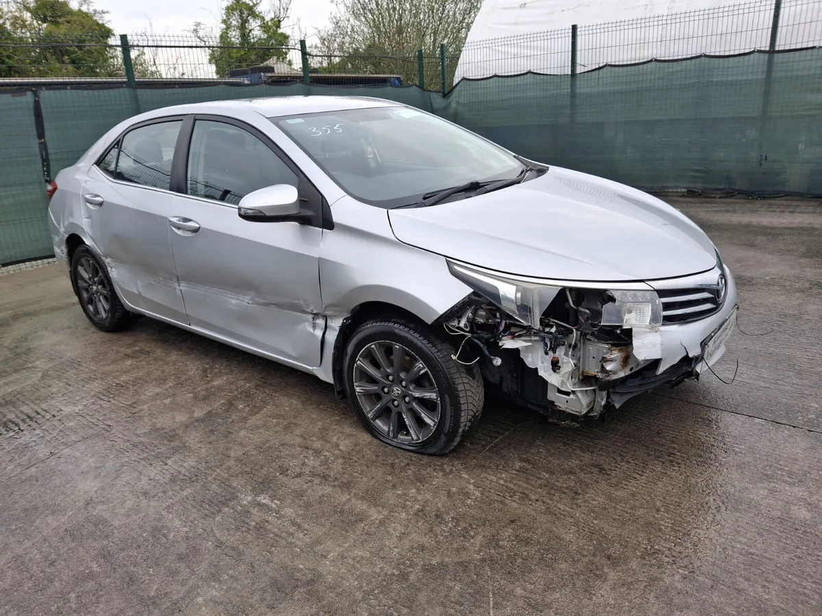152 Toyota Corolla  1.4 D4D - Image 2
