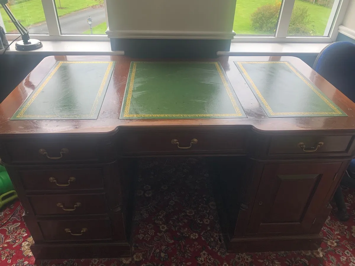 Desk - Image 1