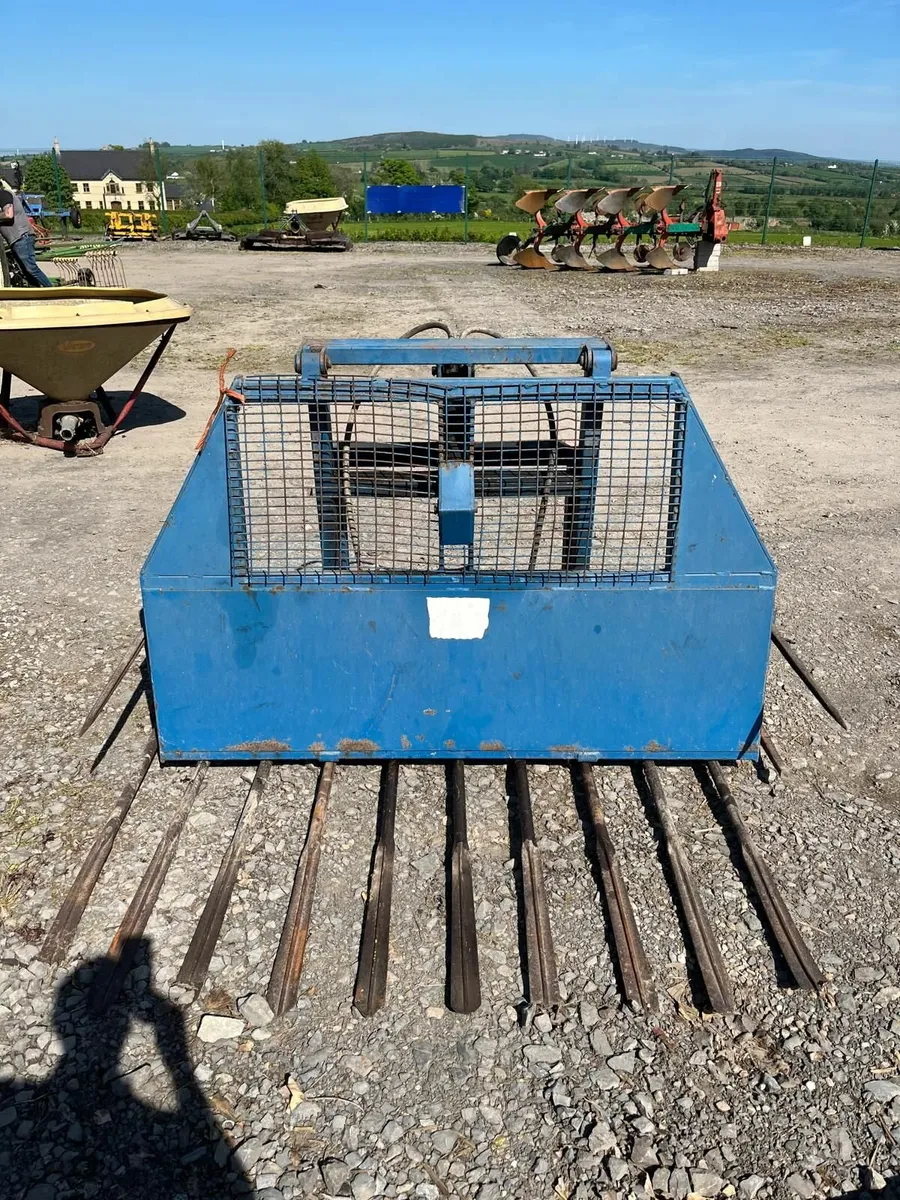BUCKRAKE PUSH OFF 7ft - Image 1