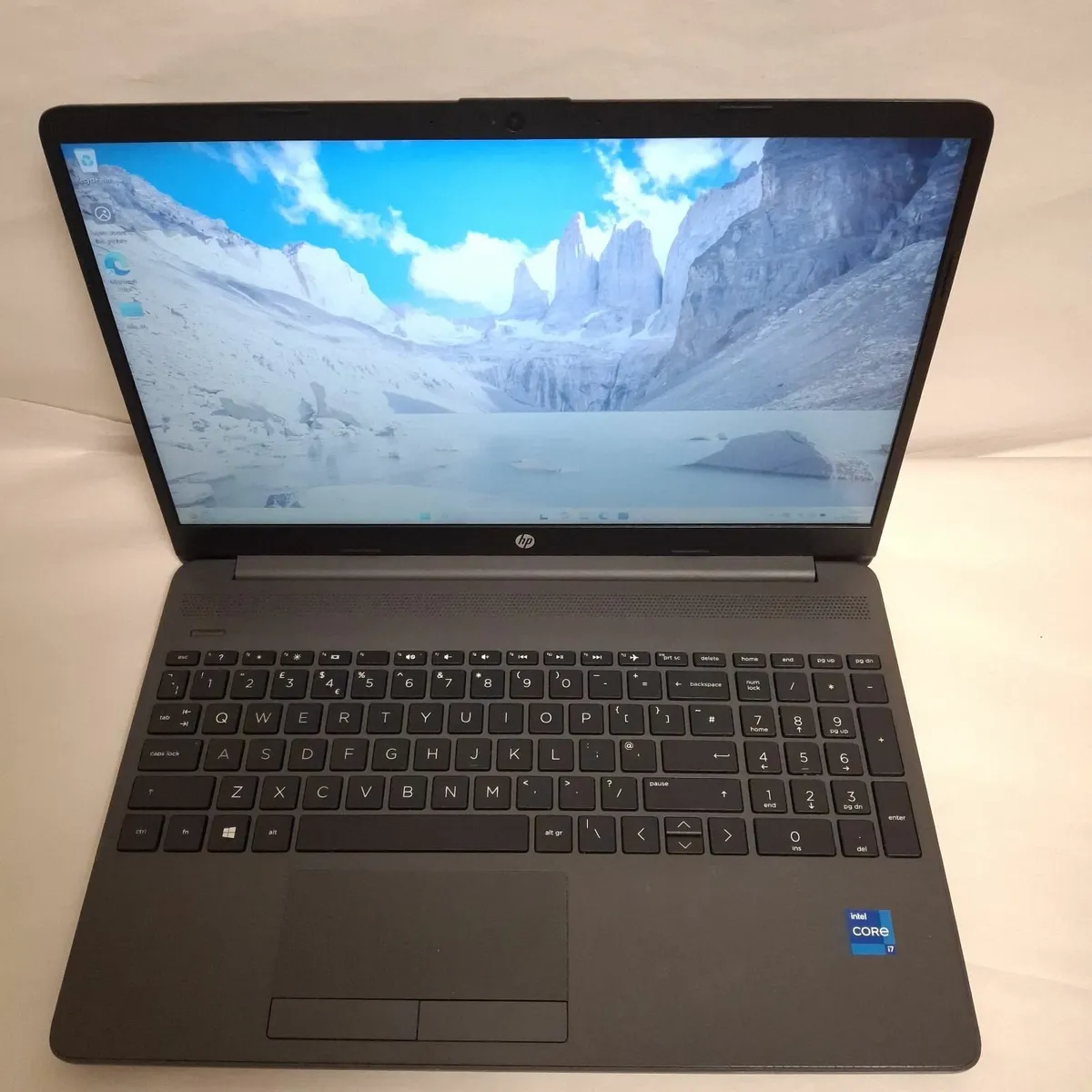 HP 250 G8 Notebook – 11th Gen Intel Core i7 | 16GB - Image 3