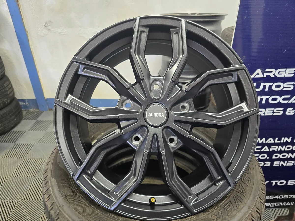**Special** 18" Aurora AR723 - Image 4