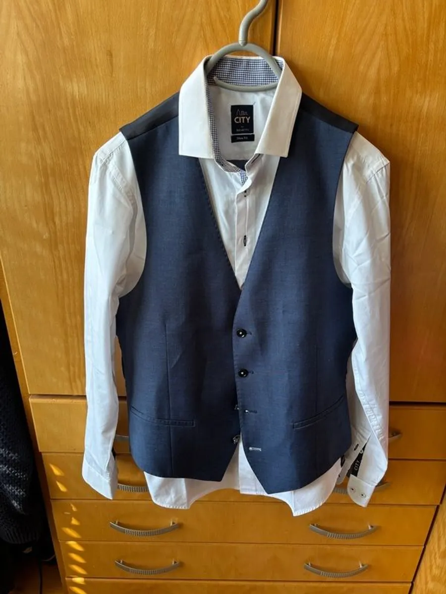 Remus Mens Suit - Image 2