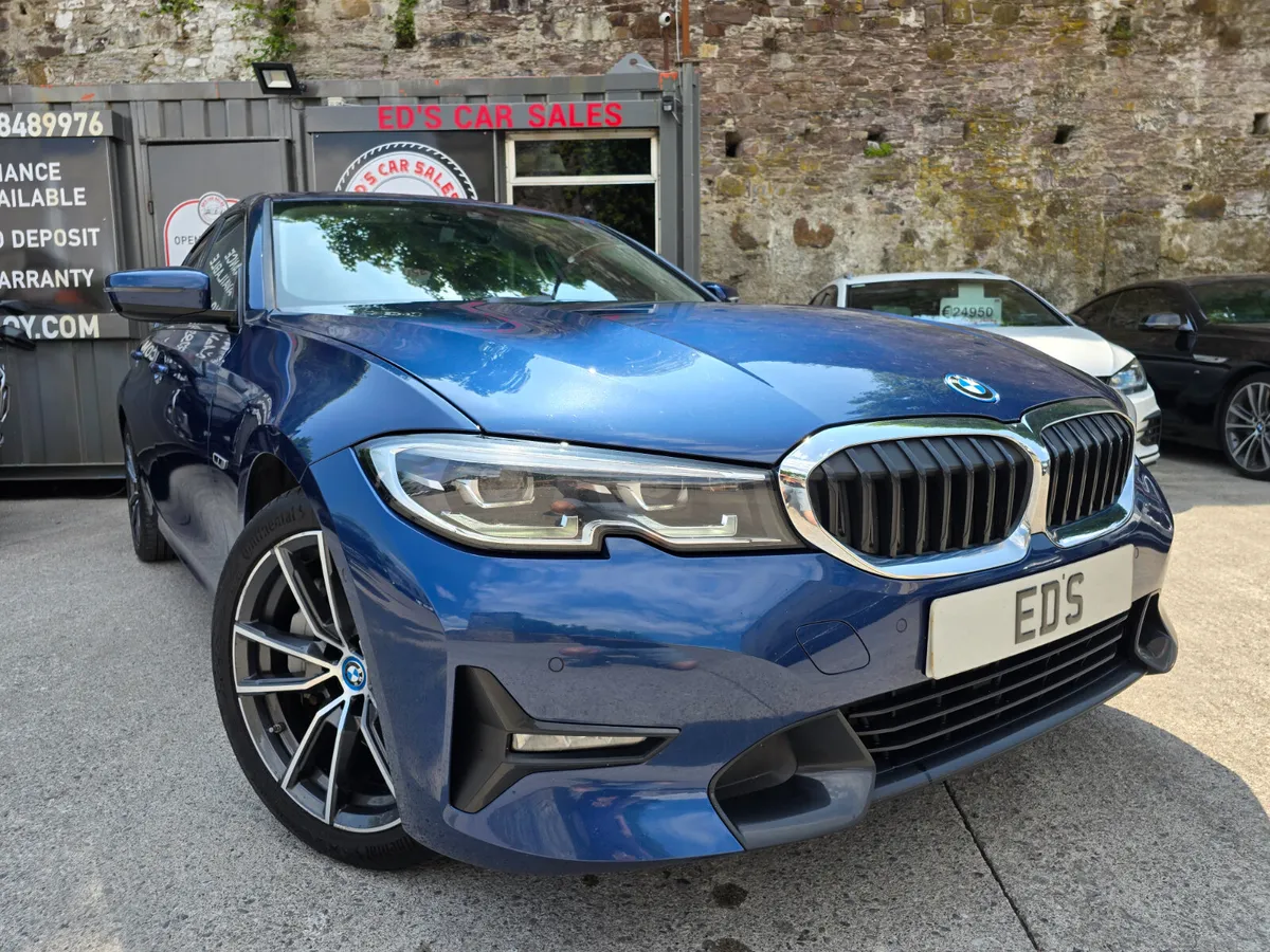 BMW 330 E Sport Pro 2022 (221) - Image 2