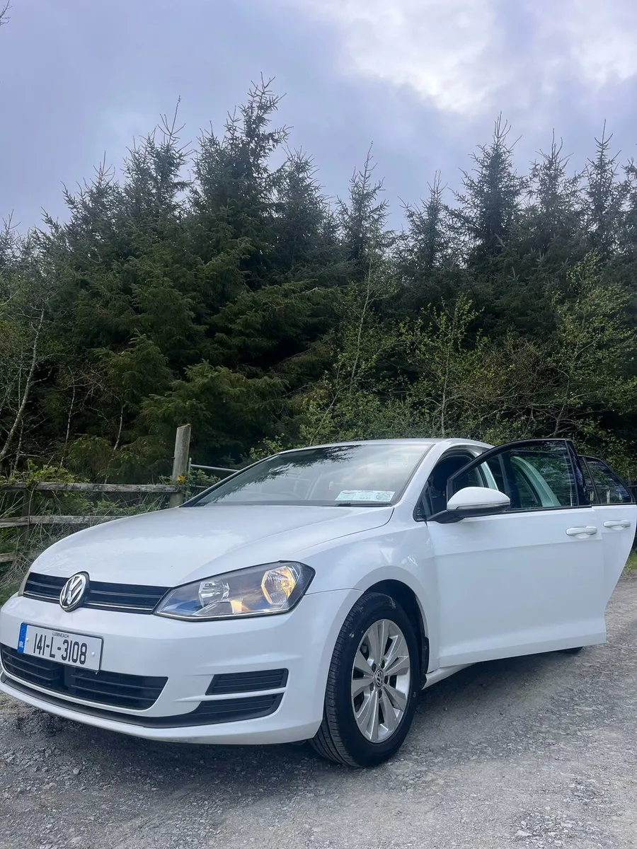 Volkswagen golf - Image 1