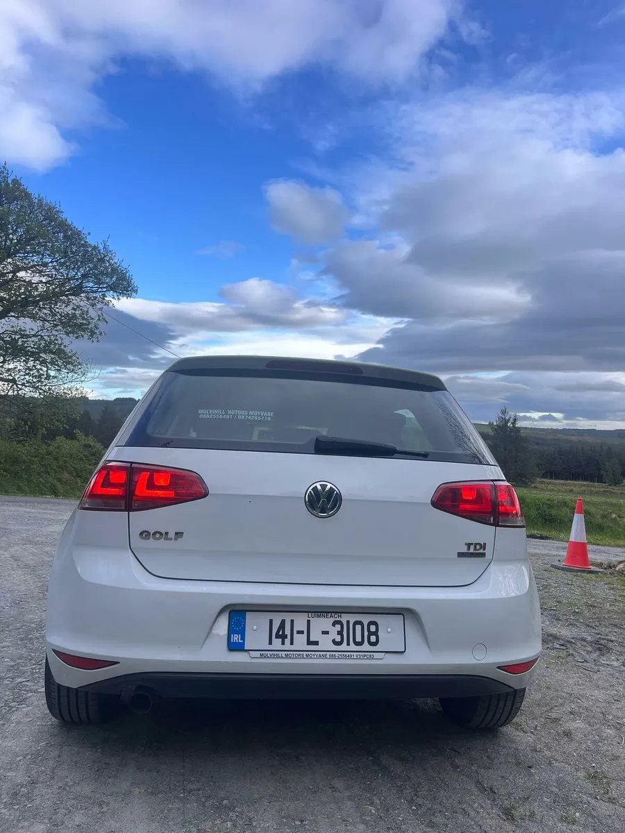 Volkswagen golf - Image 2