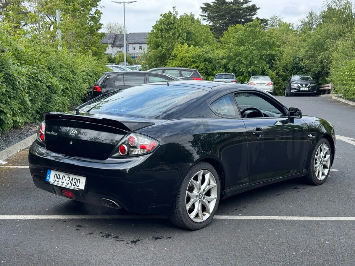 Hyundai coupe - Image 3