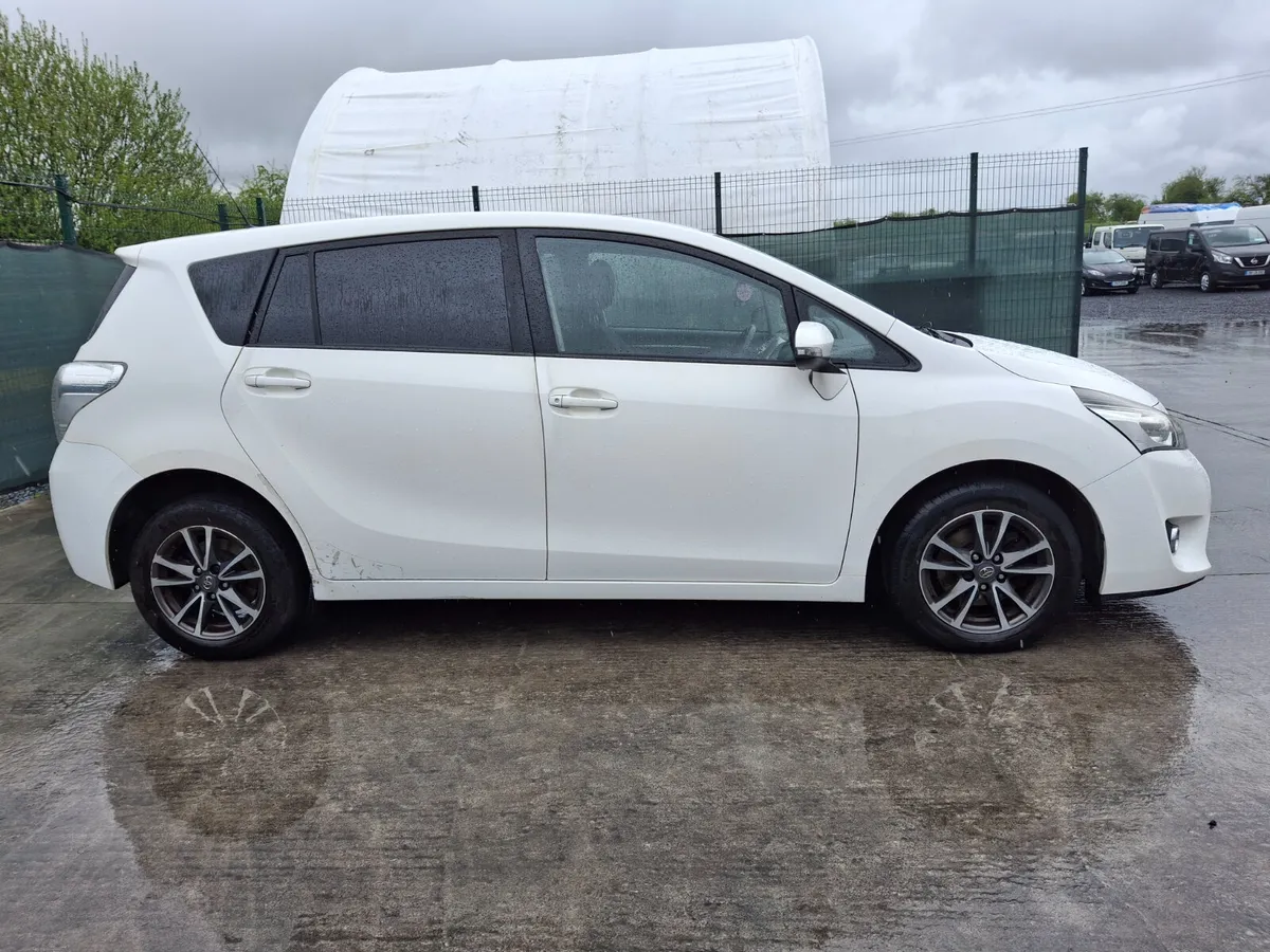 2014 Toyota Verso 7 Seater - Image 4