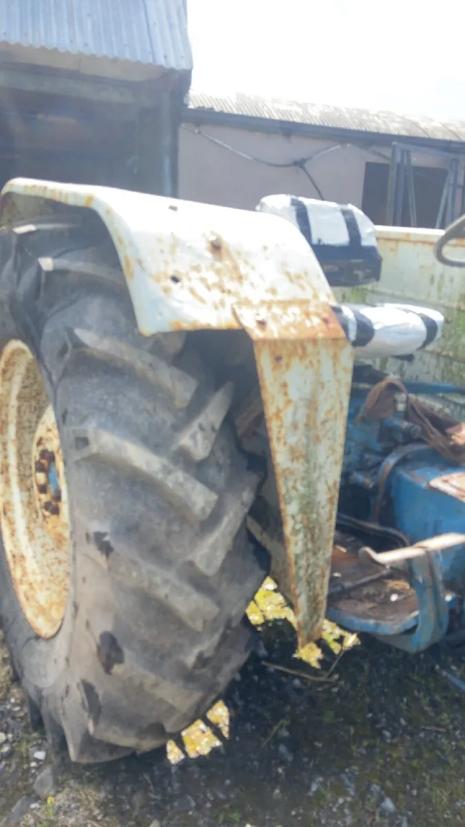 Ford 3600 - Image 3