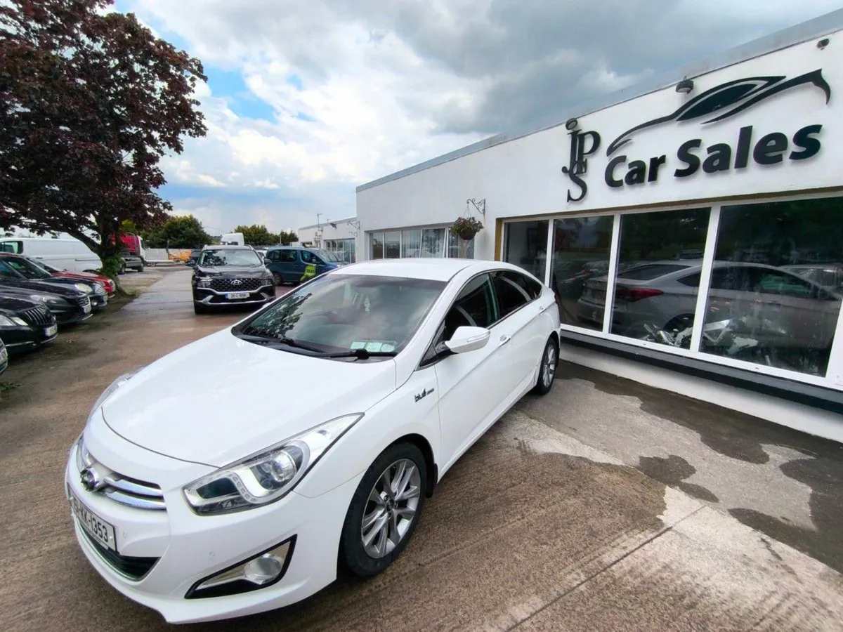 Hyundai i40 Executive Plus 1.7 Diesel - Image 2
