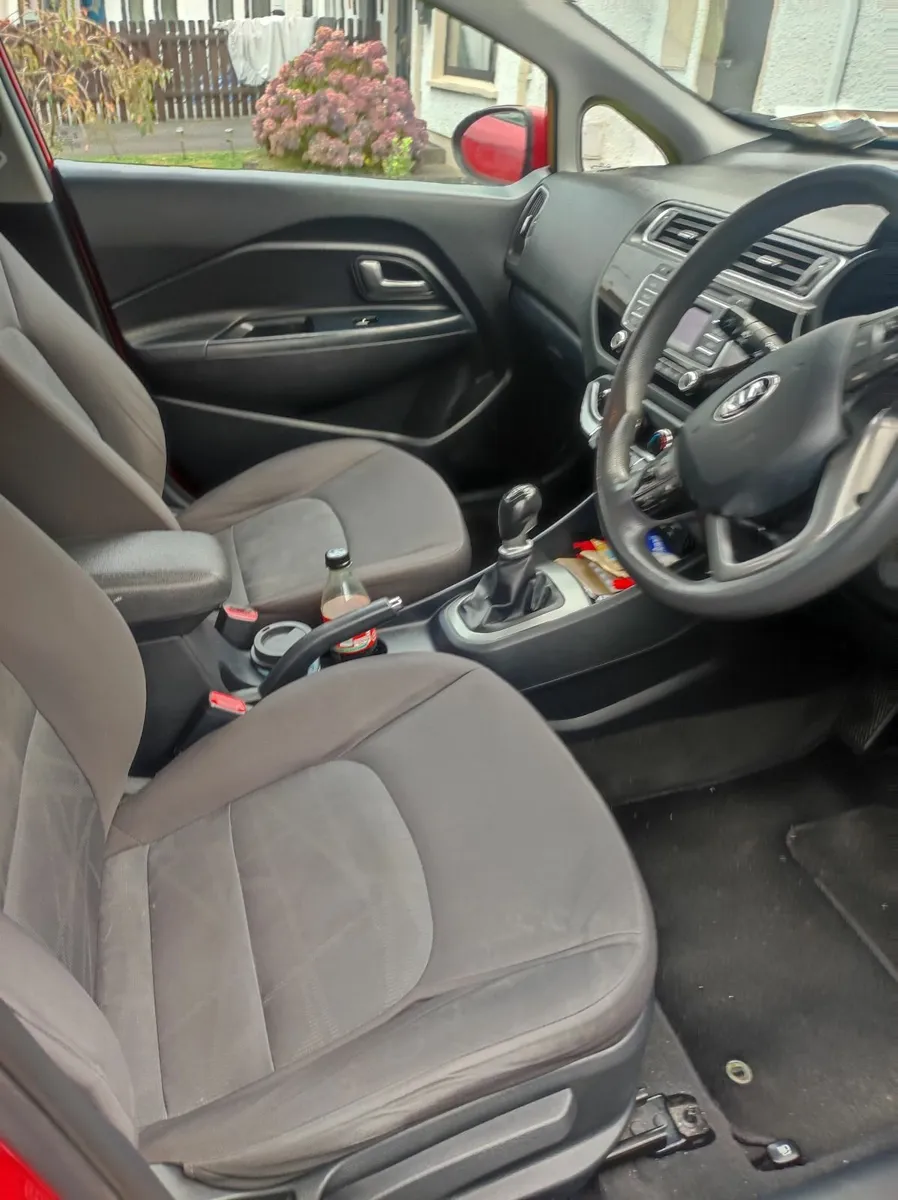 Kia Rio 2015 - Image 1