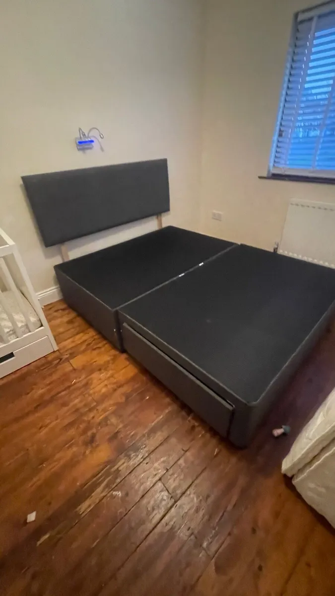Double bed with storage drawers - Image 1
